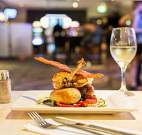 Airport Tavern - Holiday Sunshine Coast