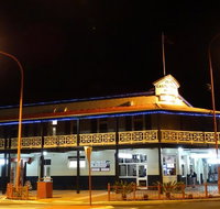 Castlereagh Hotel - Sunshine Coast Tourism