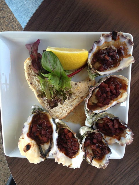 Oyster Bar Darwin - Sunshine Coast Tourism 10