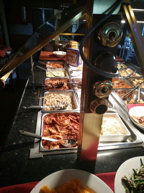 Roscoe’s Piazza - Sunshine Coast Tourism 9