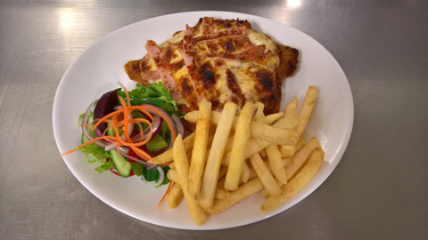 The White Lion Hotel - Sunshine Coast Tourism 3