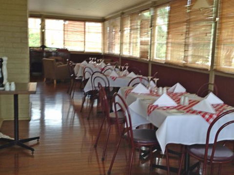 The Grange Hermitage Hill - Sunshine Coast Tourism 0