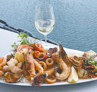 Omeros Bros Seafood Restaurant - Sunshine Coast Tourism