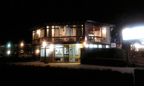 Wanderlight Restaurant - Holiday Sunshine Coast 0
