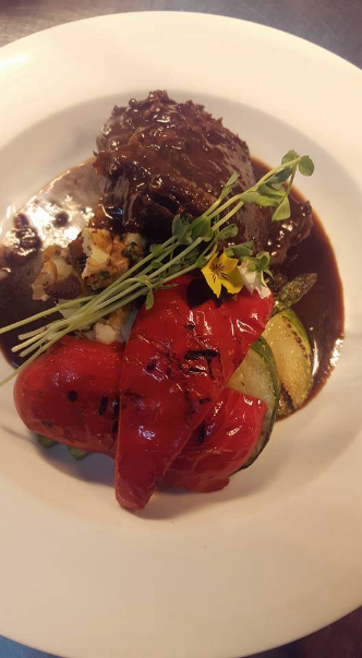 Woods And Irons Restaurant @ The Moranbah Golf Club - Sunshine Coast Tourism 0