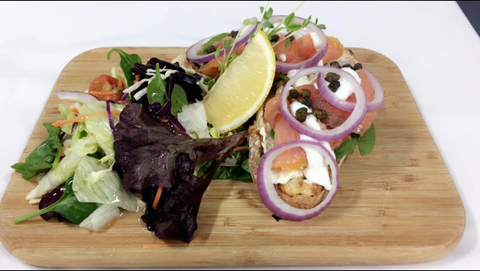 Woods And Irons Restaurant @ The Moranbah Golf Club - Sunshine Coast Tourism 3