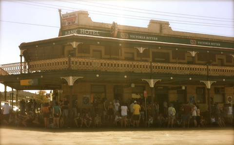 Bank Hotel Dungog - Holiday Sunshine Coast 3