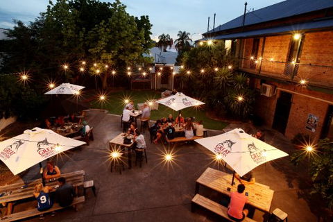 Belmore Hotel Scone - Holiday Sunshine Coast 5