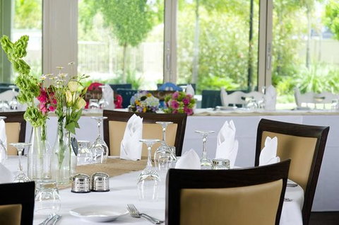 Lismore Gateway Motel & Restaurant - Sunshine Coast Tourism 0