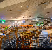 Iron Horse Inn  Carriage Bistro - Sunshine Coast Tourism