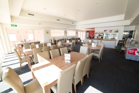 Hastings Hotel - Sunshine Coast Tourism 1