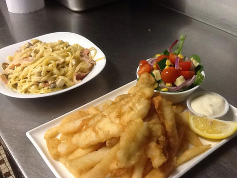 Bajool Hotel - Sunshine Coast Tourism 4