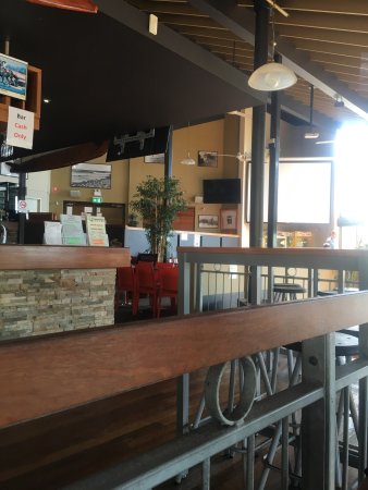 Crescent Head Tavern - Holiday Sunshine Coast 5