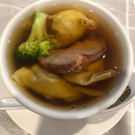 Dragon Gallery Chinese Restaurant - Holiday Sunshine Coast 0