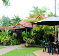 Rocky Gardens Motor Inn - Holiday Sunshine Coast