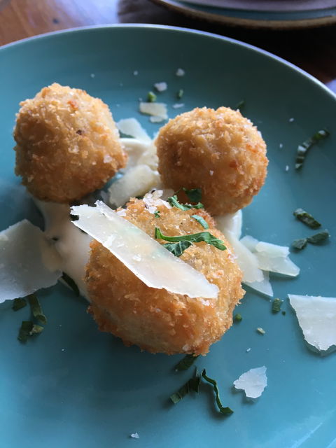 My Place Restaurant - Sunshine Coast Tourism 5