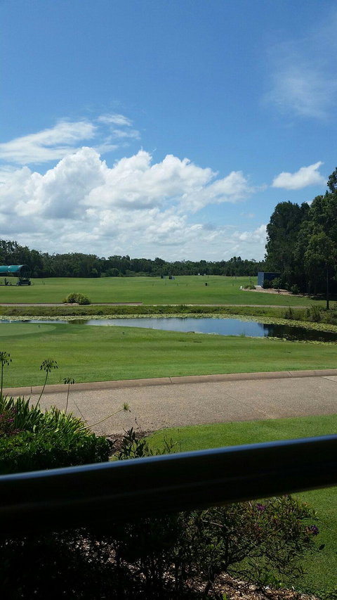 T On Course - Holiday Sunshine Coast 2