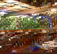 Fins Restaurant - Holiday Sunshine Coast