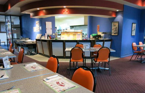 Gloucester Bowling & Recreation Club - Sunshine Coast Tourism 0