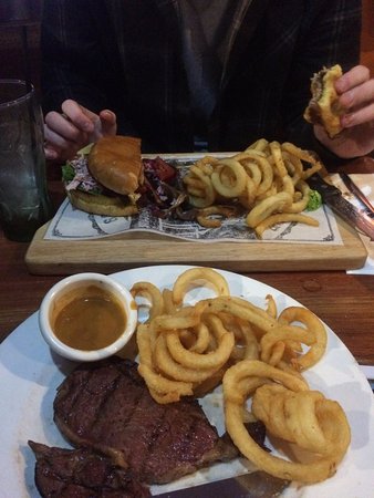 Hog’s Breath Cafe - Holiday Sunshine Coast 0