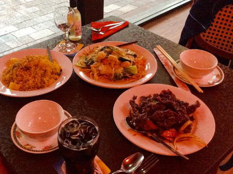 Lakeside Tavern - Sunshine Coast Tourism 5