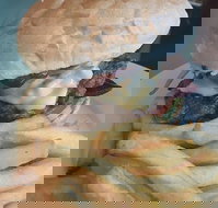 Narrabri Truckstop - Sunshine Coast Tourism