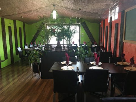 Yim Thai Gloucester - Sunshine Coast Tourism 1