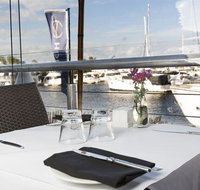 Black Angus Bar  Grill - Sunshine Coast Tourism