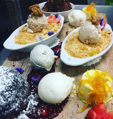 RST Seafood Restaurant - Sunshine Coast Tourism 11
