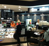 two black sheep - Holiday Sunshine Coast