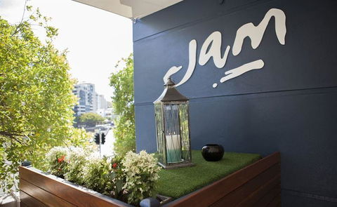 JAM - Holiday Sunshine Coast 24