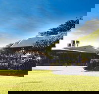 Darwin River Tavern - Sunshine Coast Tourism