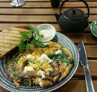 Pour - Sunshine Coast Tourism