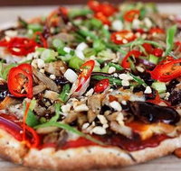 Cargo Bar Pizza Lounge - Holiday Sunshine Coast