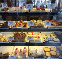 Daci and Daci Bakers - Holiday Sunshine Coast