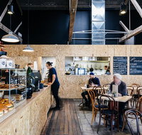Hamlet Cafe - Holiday Sunshine Coast