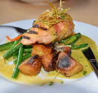 Prince of Wales Hotel Restaurant - Holiday Sunshine Coast