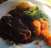 Richmond Arms - Sunshine Coast Tourism