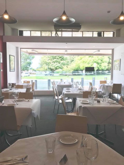 SKs Indian Restaurant - Sunshine Coast Tourism 12