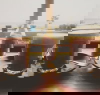 The Salty Dog Hotel - Holiday Sunshine Coast