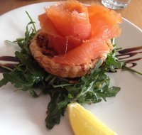 Tracks Cafe - Holiday Sunshine Coast
