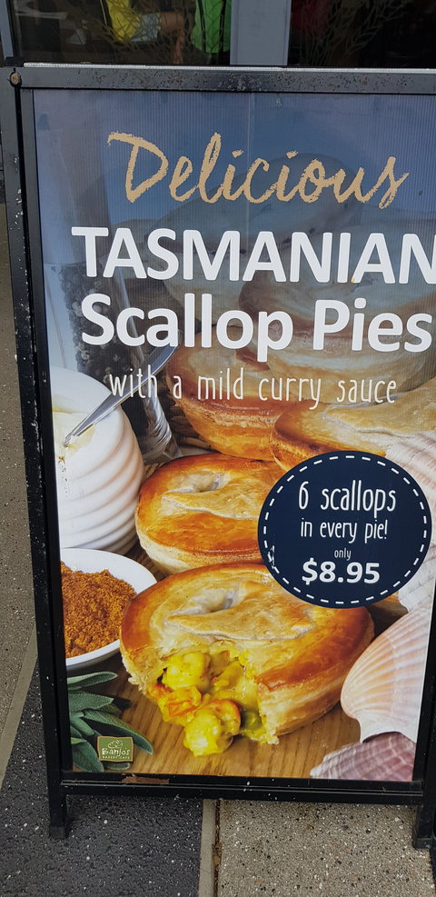 Banjo's St Helens - Sunshine Coast Tourism 4