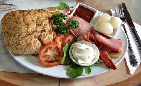 Blacksmith Gallery Cafe - Holiday Sunshine Coast 0