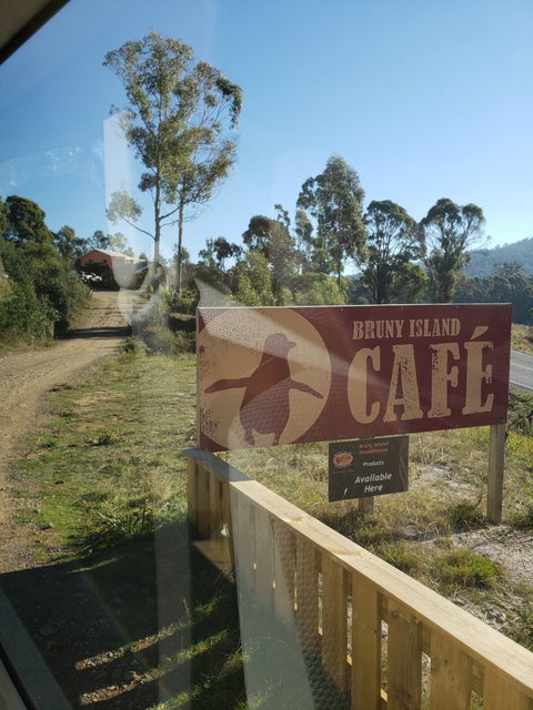 Bruny Island Cafe - Sunshine Coast Tourism 6