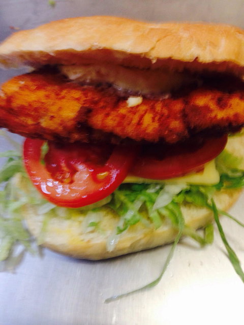 Burger Me! - Sunshine Coast Tourism 1