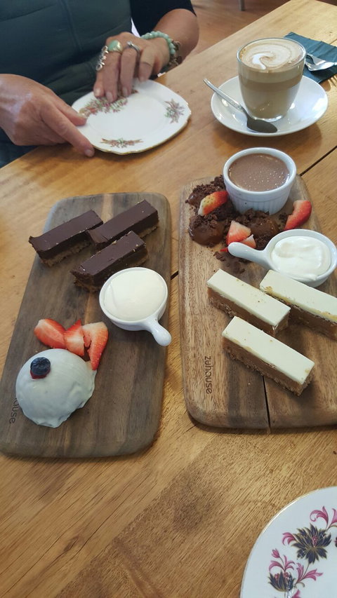 Hubert & Dan - Holiday Sunshine Coast 9