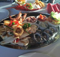 Julie  Patrick's Cafe - Sunshine Coast Tourism