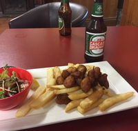 Man-O-Ross Hotel Restaurant - Holiday Sunshine Coast