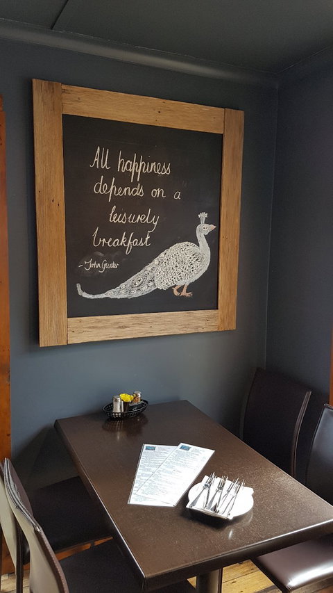 Moby Dicks Breakfast Bar - Sunshine Coast Tourism 1