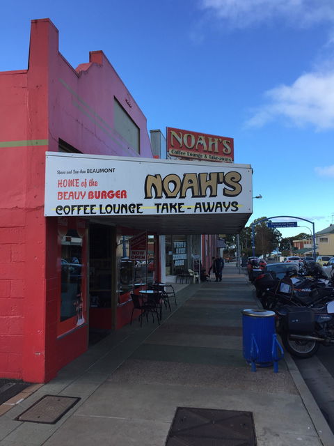 Noah's Coffee Lounge & Takeaway - Sunshine Coast Tourism 4
